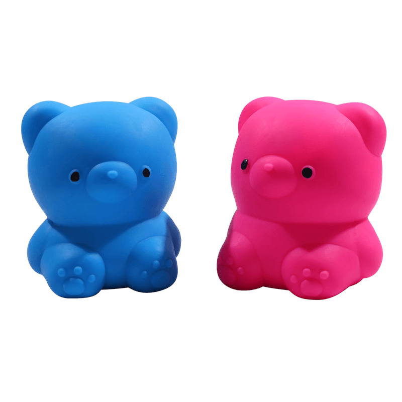 座るクマのふにゃふにゃおもちゃ、ゆっくり上がるスクイーズストレス解消器、明るい色の感覚そわそわ